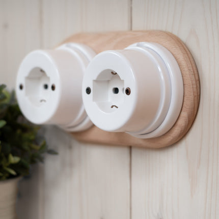 Kynda Light Porseleinen stopcontact | Wit (glans)