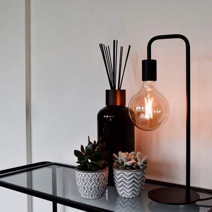 Kynda Light U-Line Tafellamp (E27) | Zwart